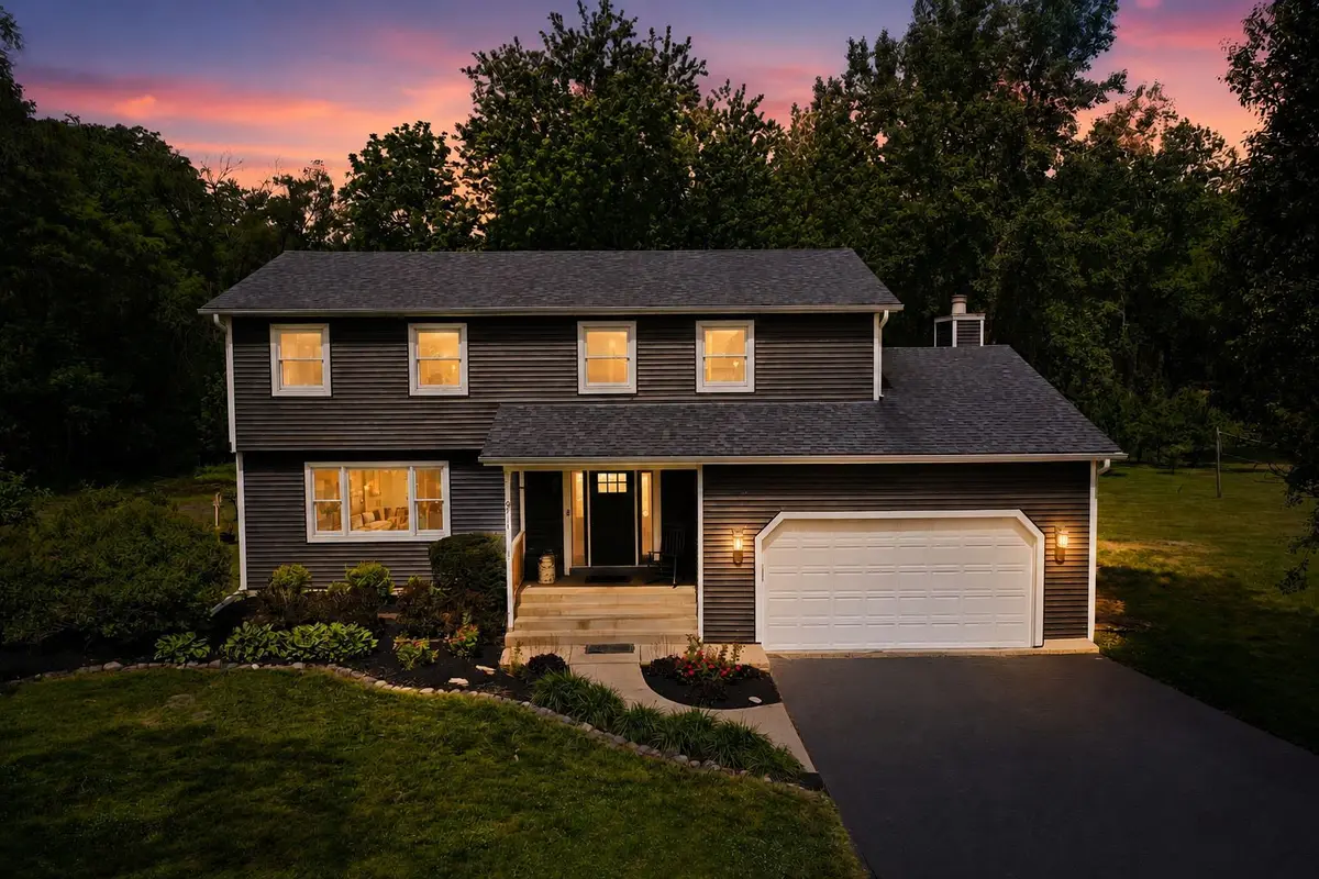 2711 Old Oak Drive