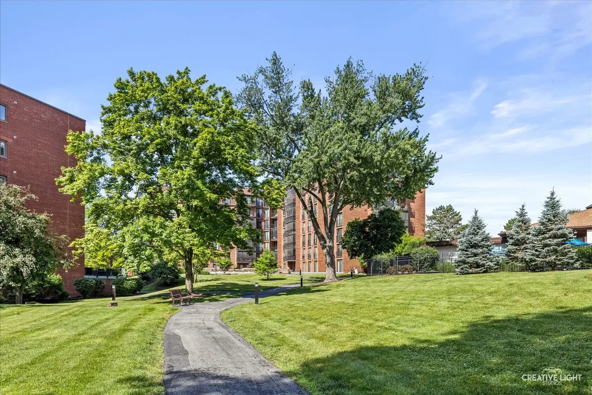 111 Acacia Drive