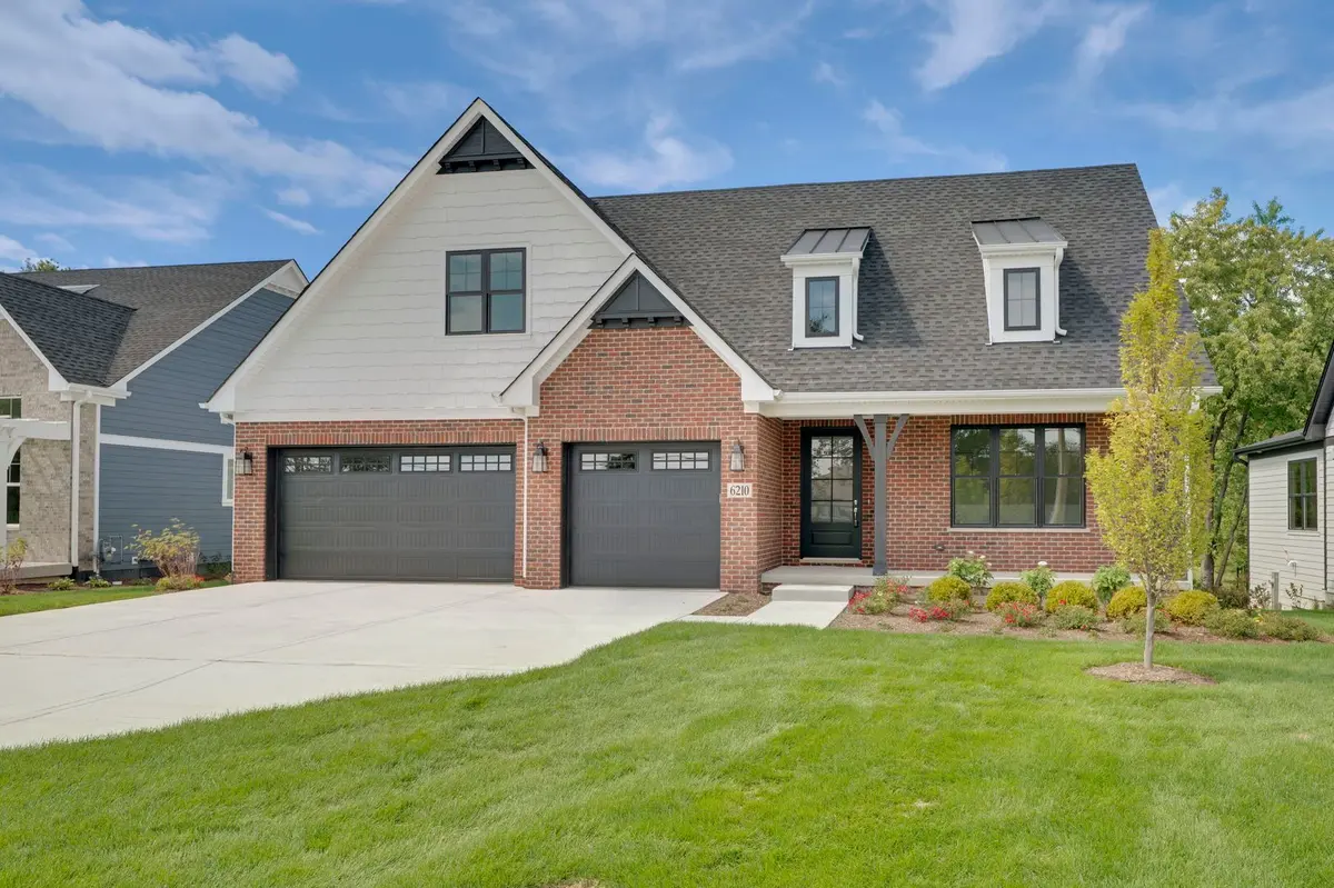 6210 Clarendon Hills (Lot 2) Road