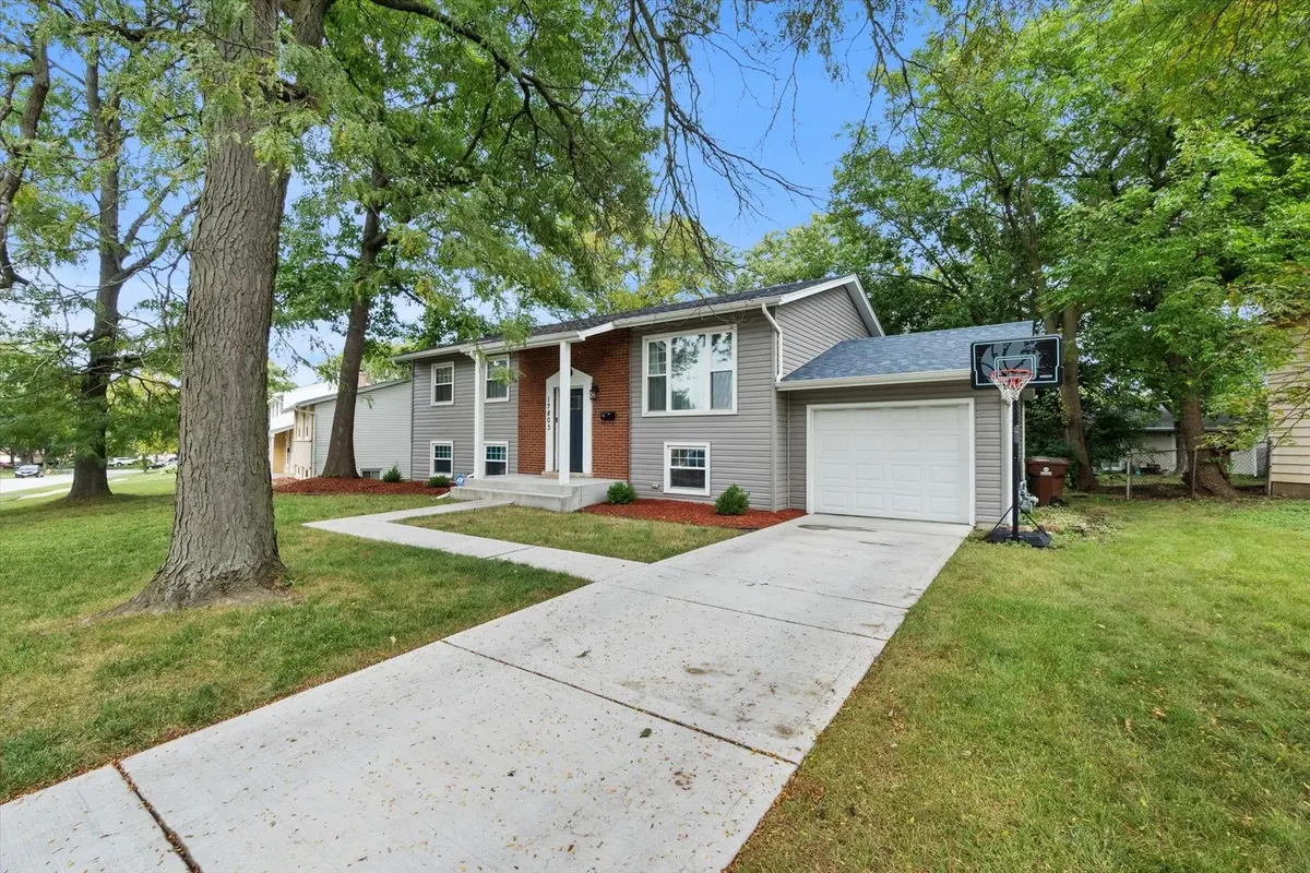17803 Dogwood Lane