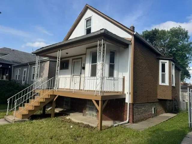 2316 S 59th Court
