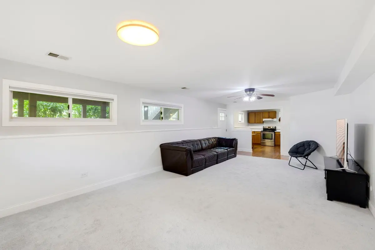 38W274 Bernice Drive