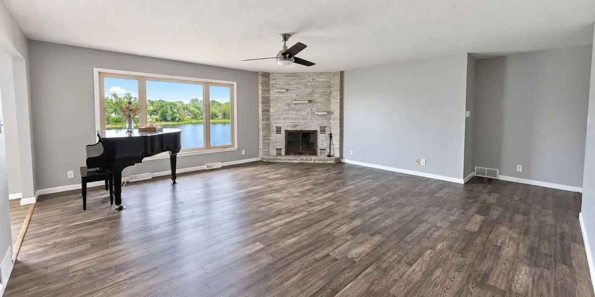 760 Riverside Court