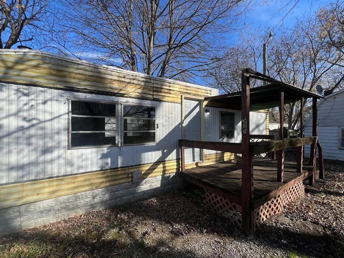 535 W 6th Street