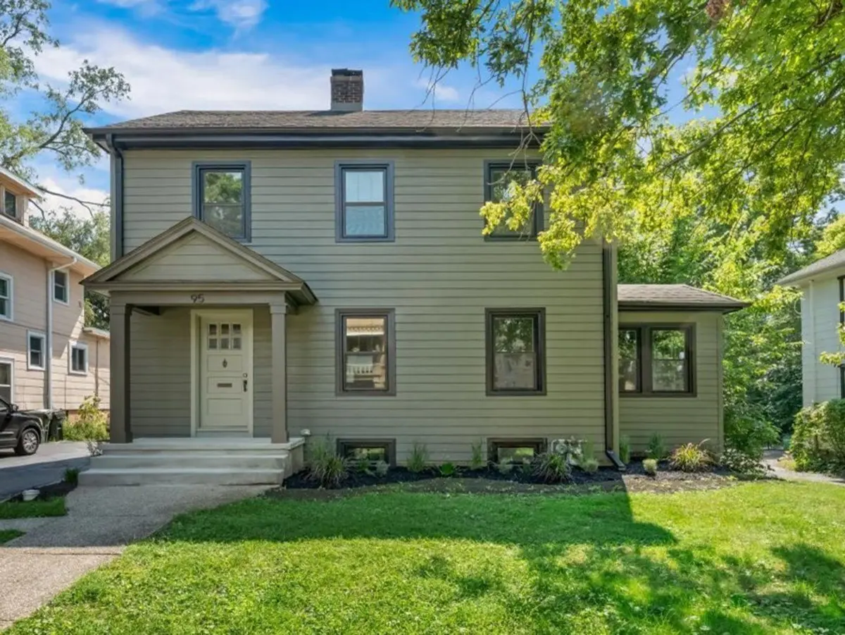95 Pine Avenue