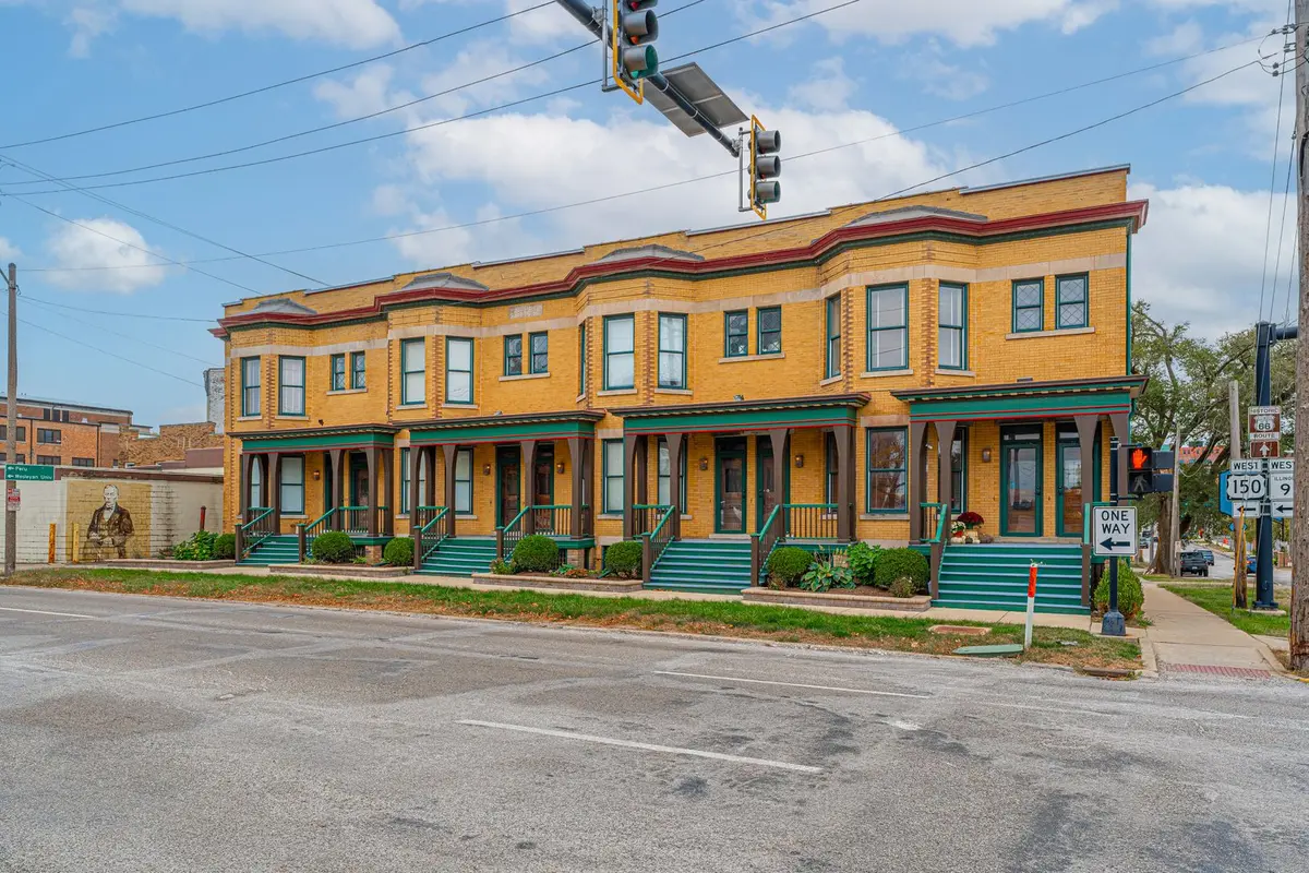 108 W Locust Street