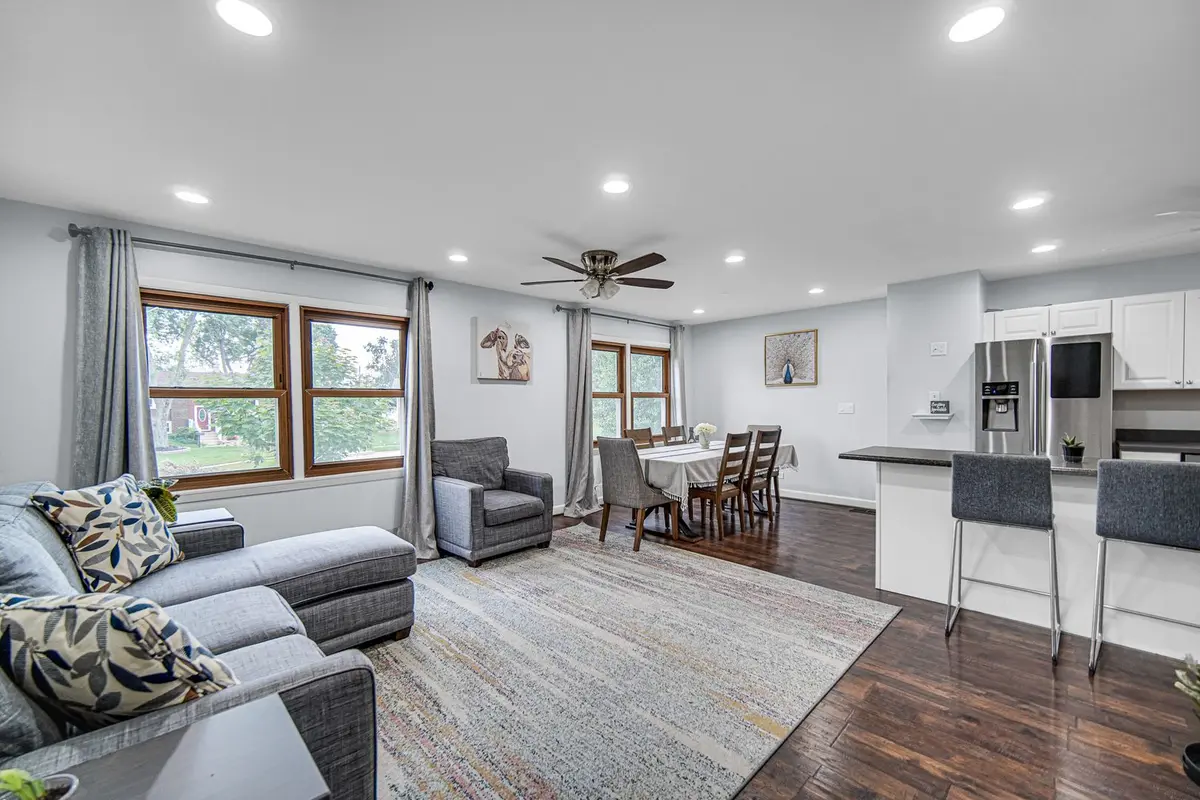 2921 Brentwood Court