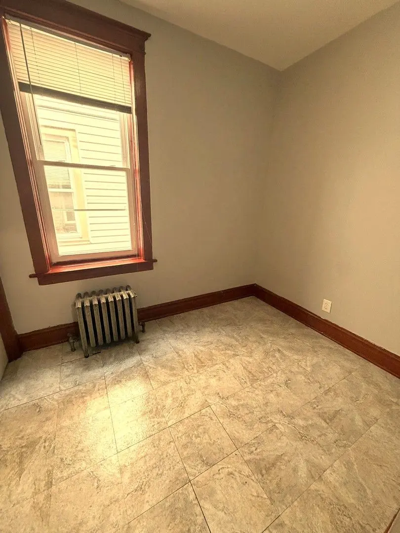1505 S 51 Avenue