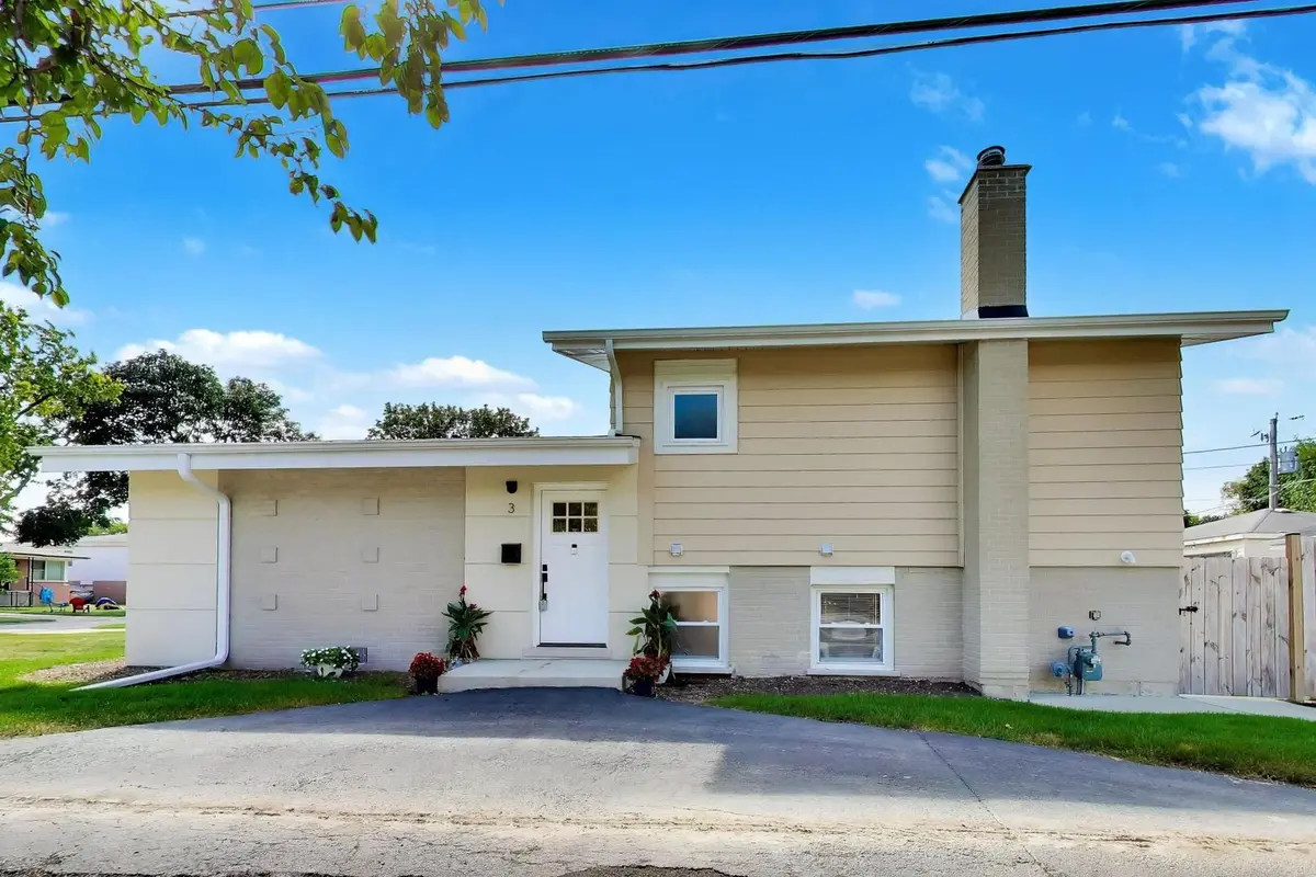 3 W White Oak Street