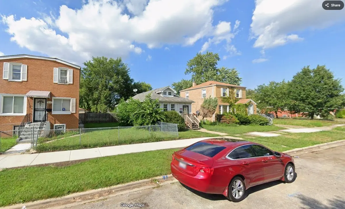 1510 W 114th Place