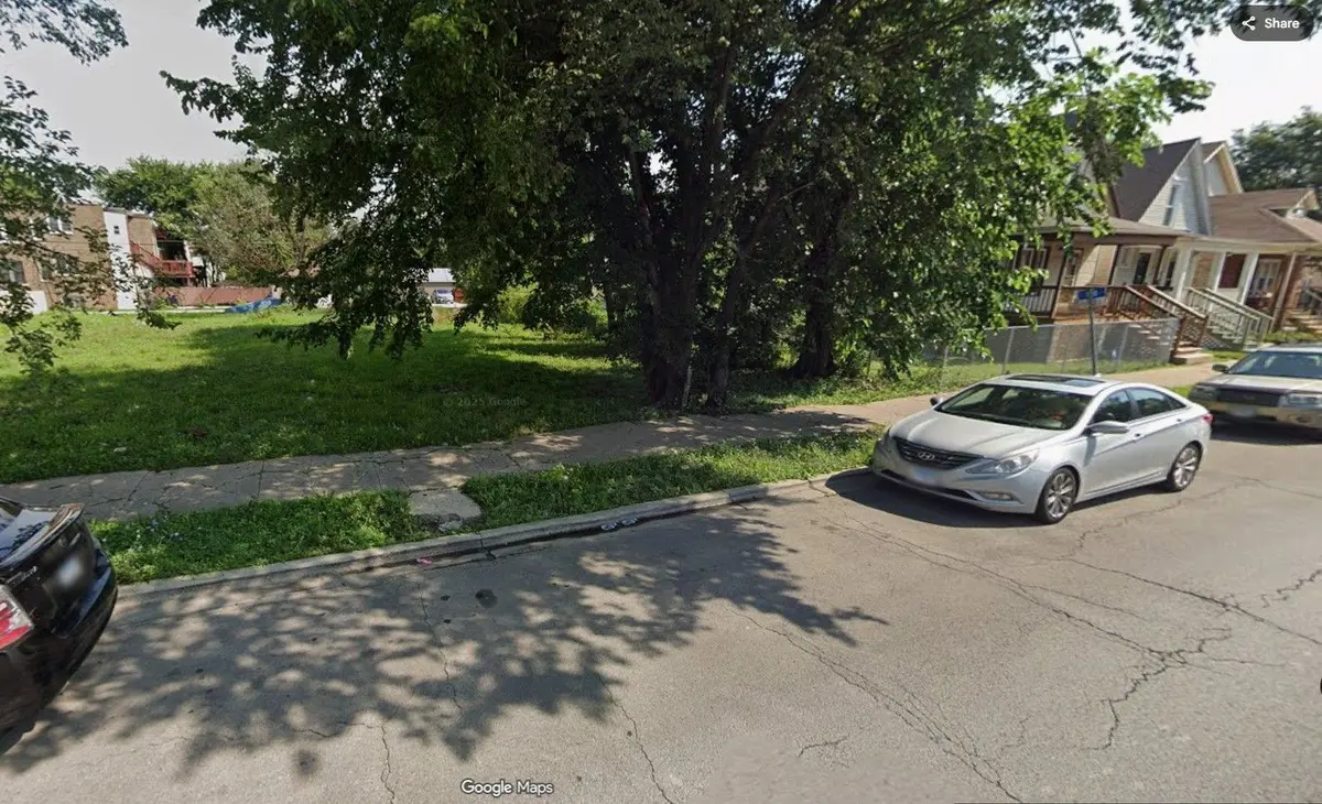1651 W 71st Street