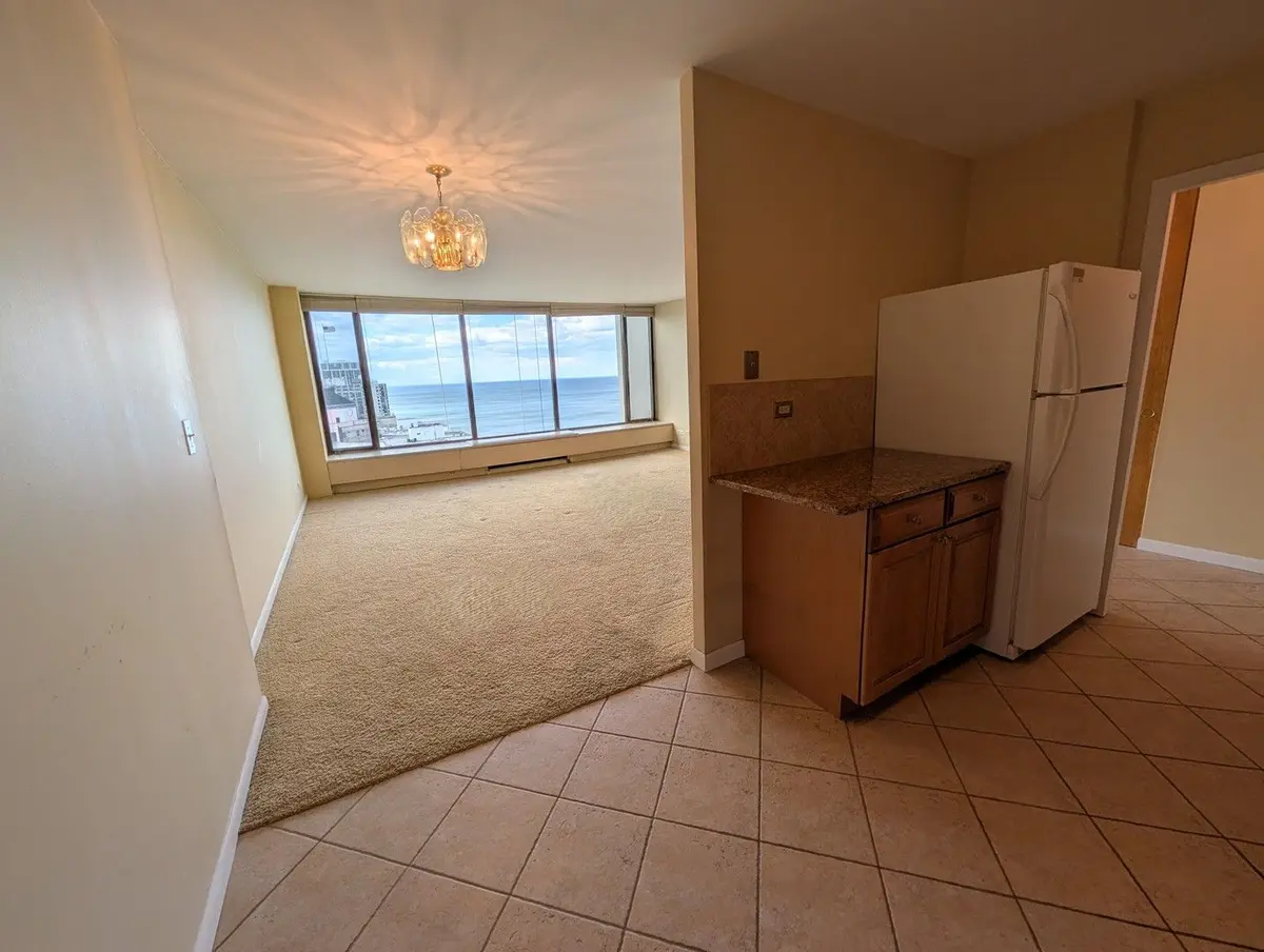 5455 N Sheridan Road
