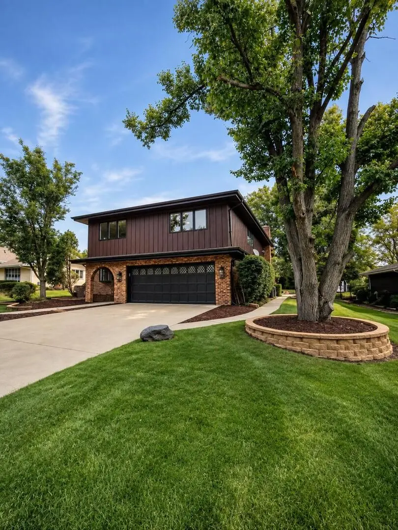 725 Birchwood Road