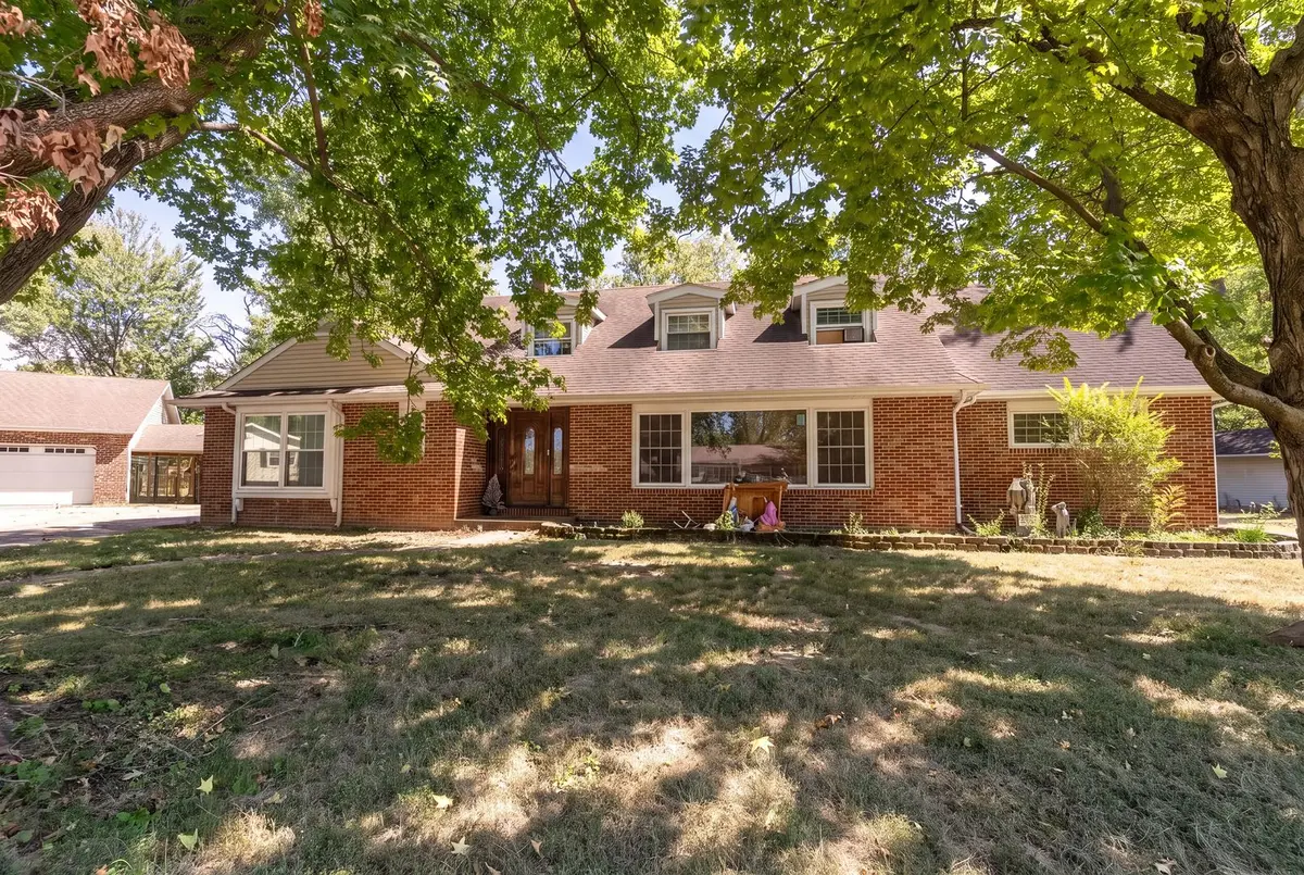 846 Bellview Place
