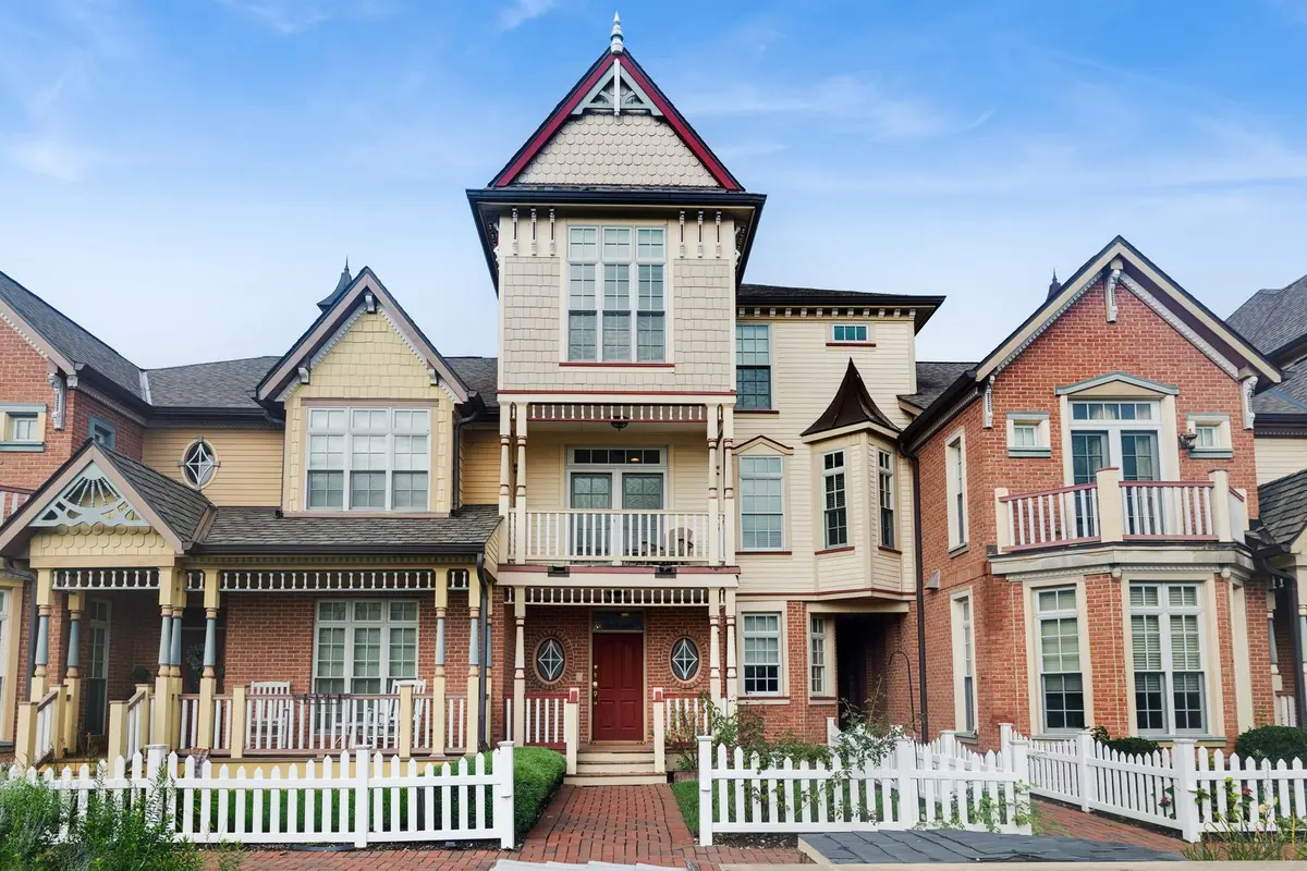 4151 ROYAL MEWS Circle
