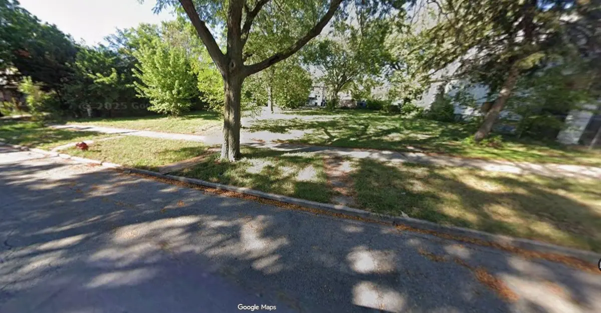 226 W 108th Place