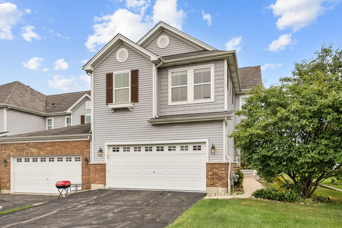 1549 Brompton Lane