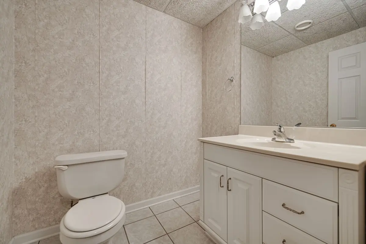 5608 Prairie Rose Lane