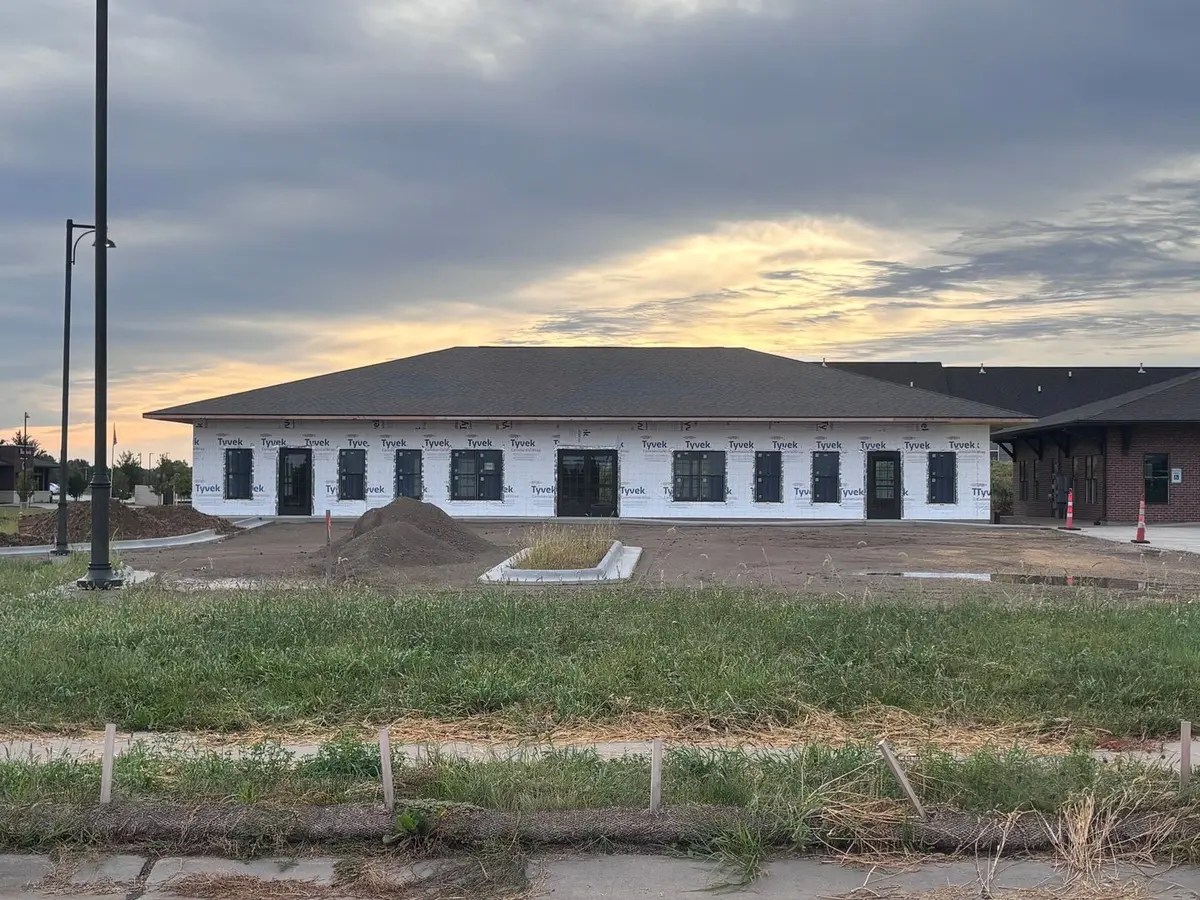 5241 Pinecreek Lane