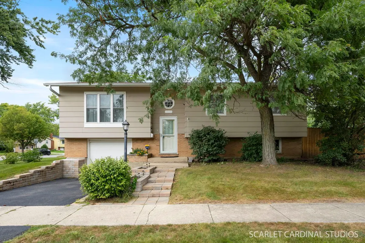 1102 Walnut Avenue