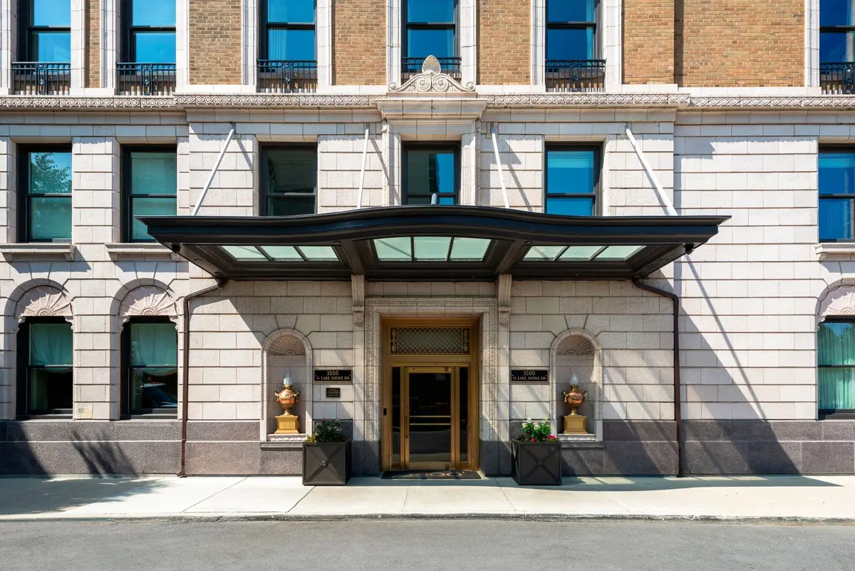 3500 N LAKE SHORE Drive