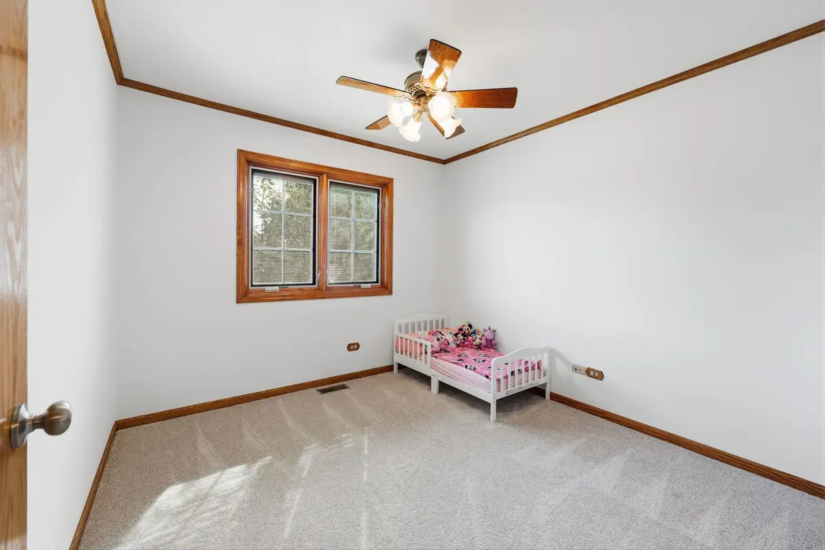 655 Crest Drive
