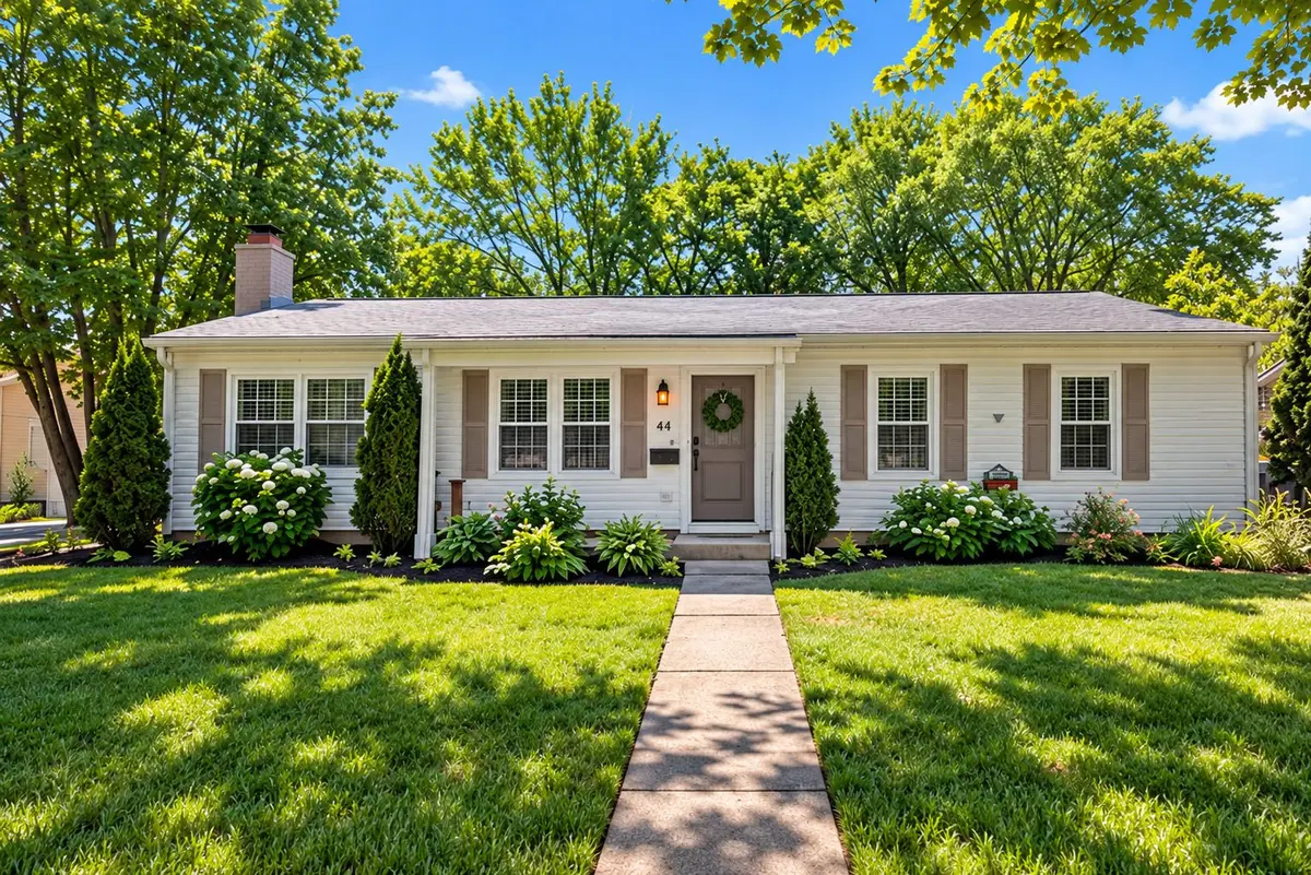 44 Briar Lane