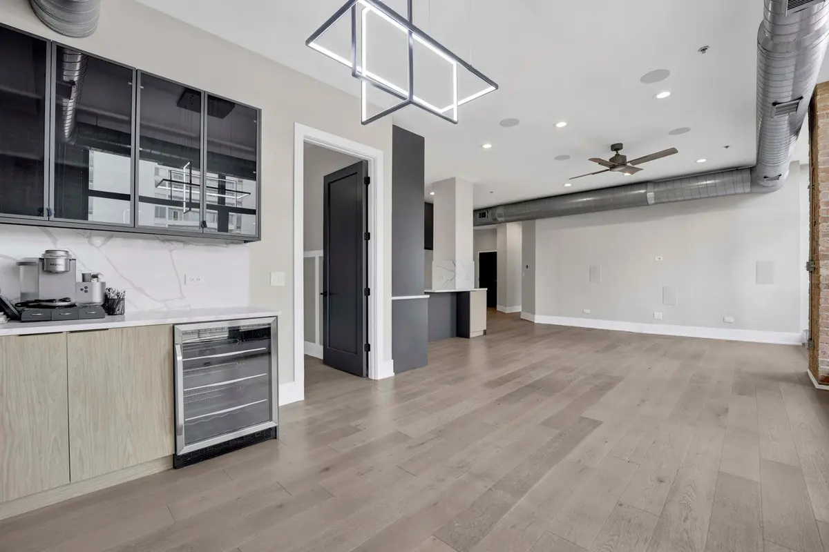 23 N Green Street