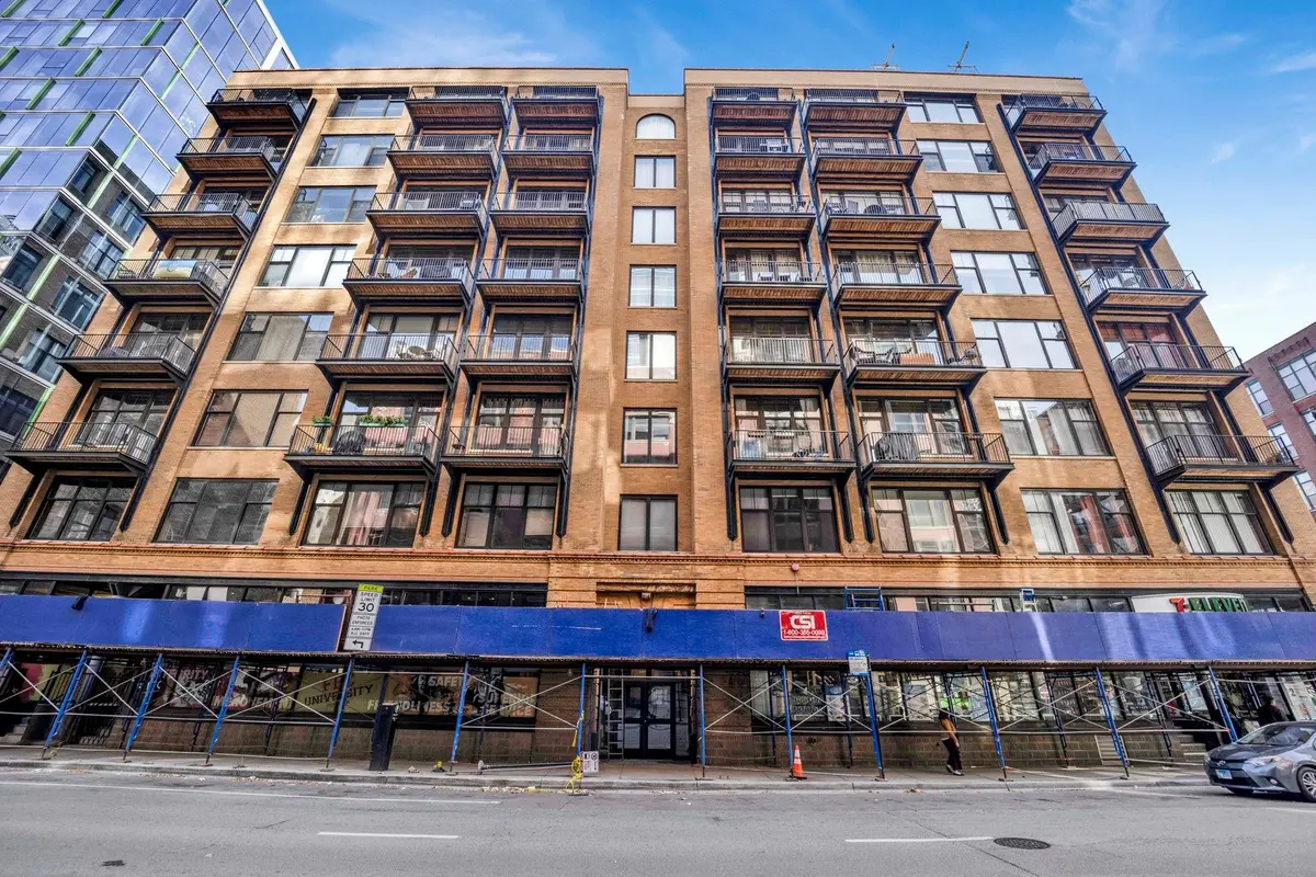 625 W JACKSON Boulevard
