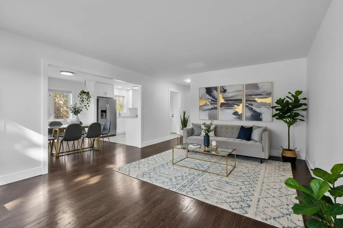512 W Ida Court