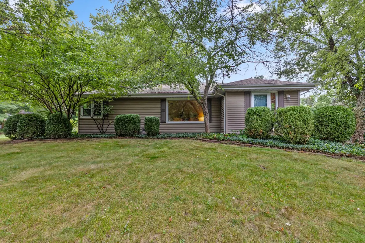 713 COOLIDGE Place