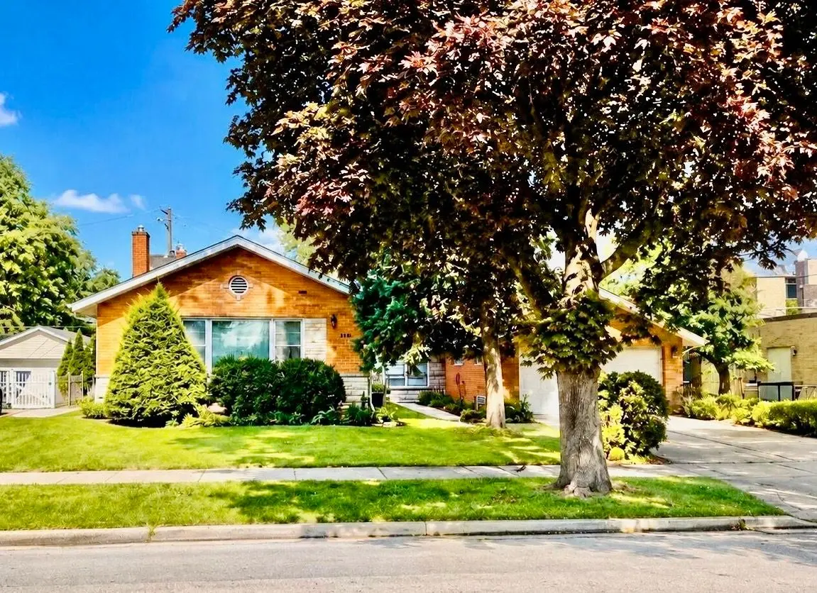 1034 Forest Road