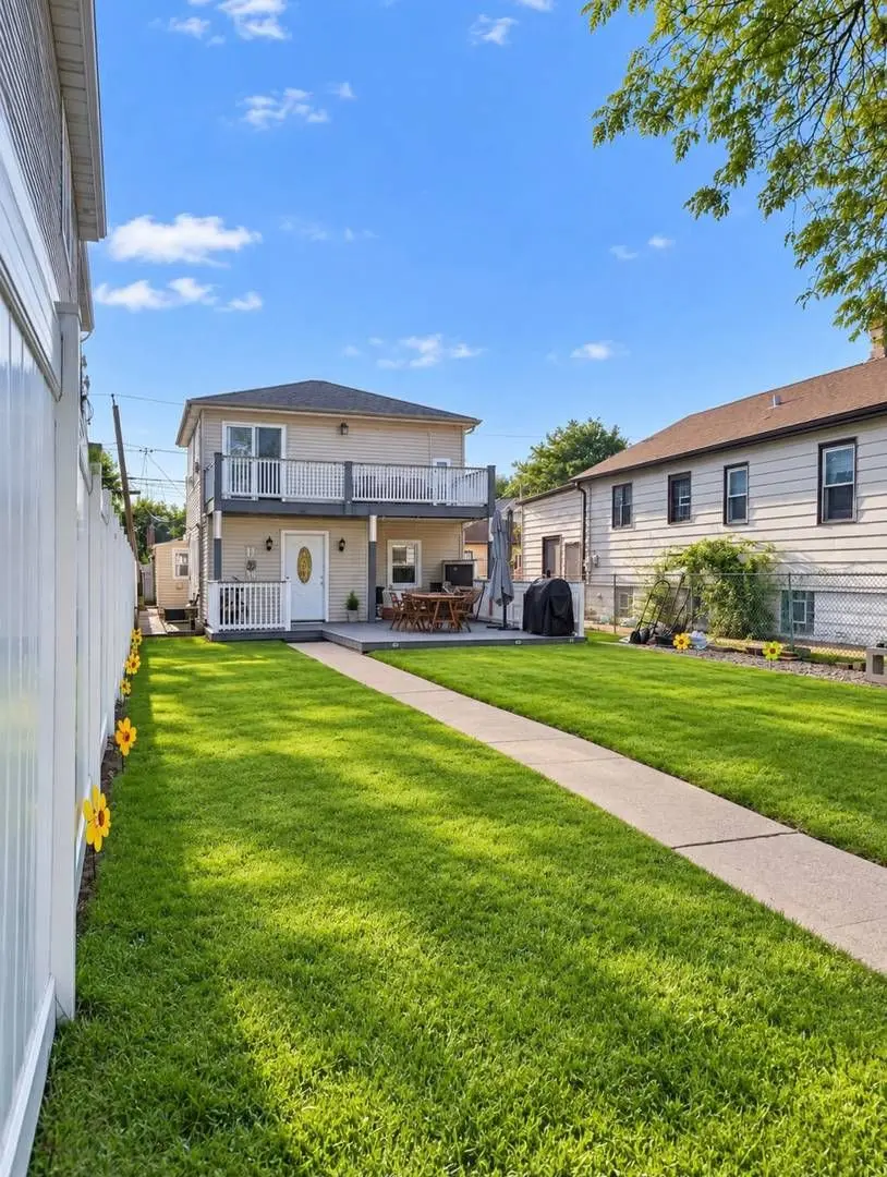 3344 N Ozanam Avenue