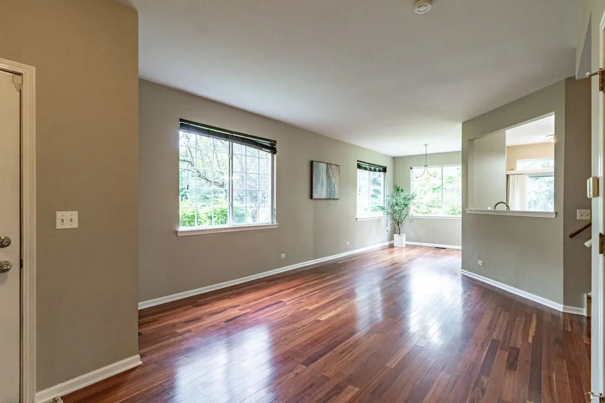 1470 DOOLITTLE Lane
