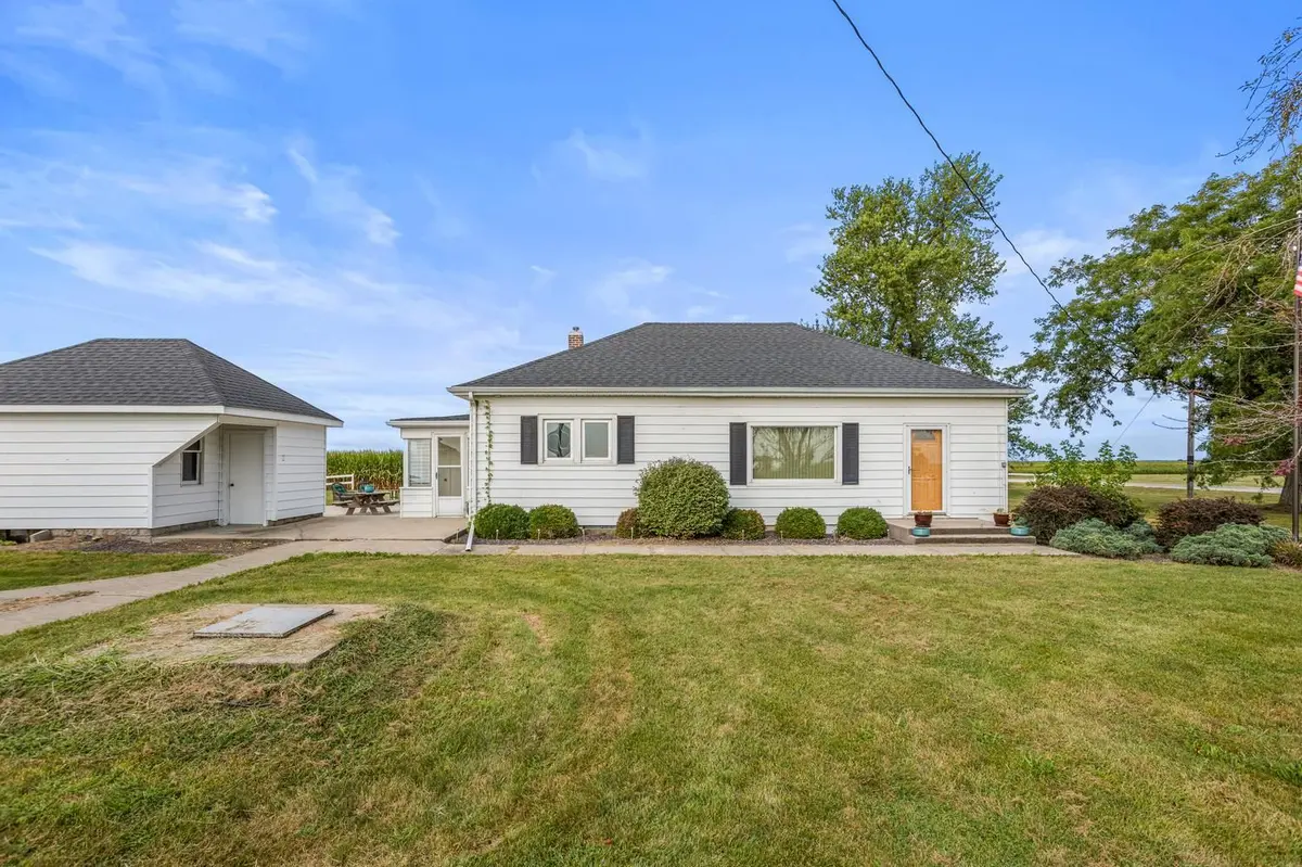 233 County Road 3400
