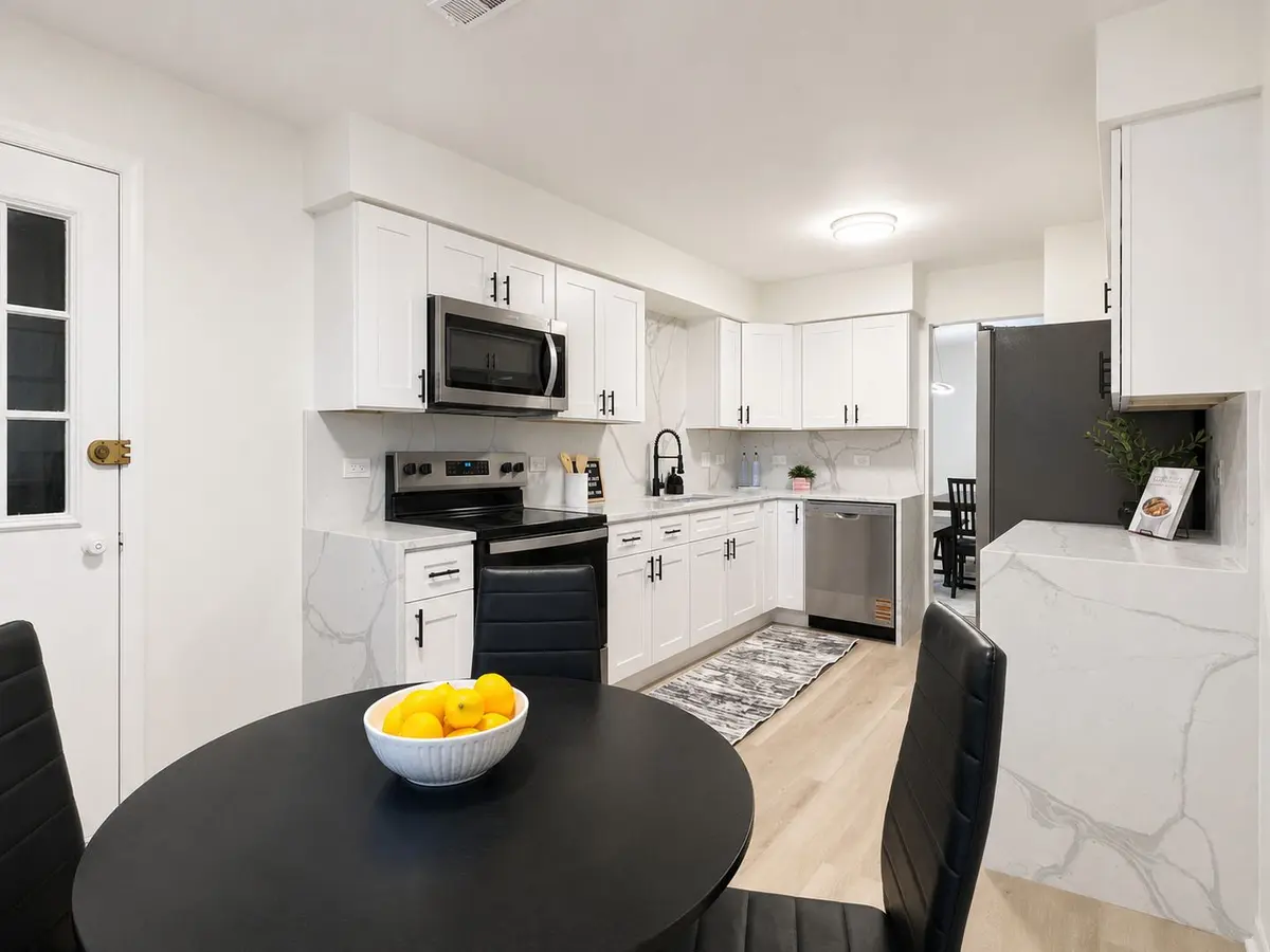 11151 Cottonwood Drive