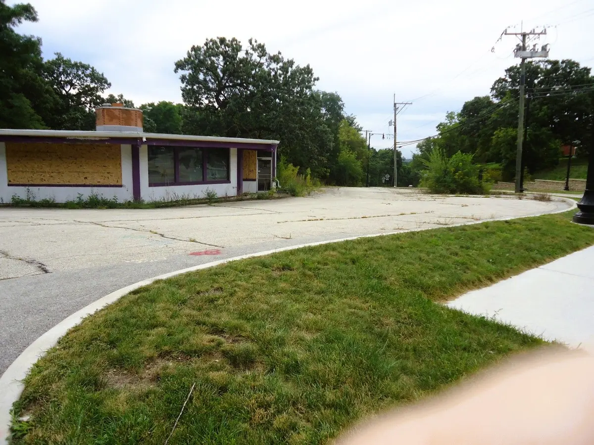 901-915 Cary Road