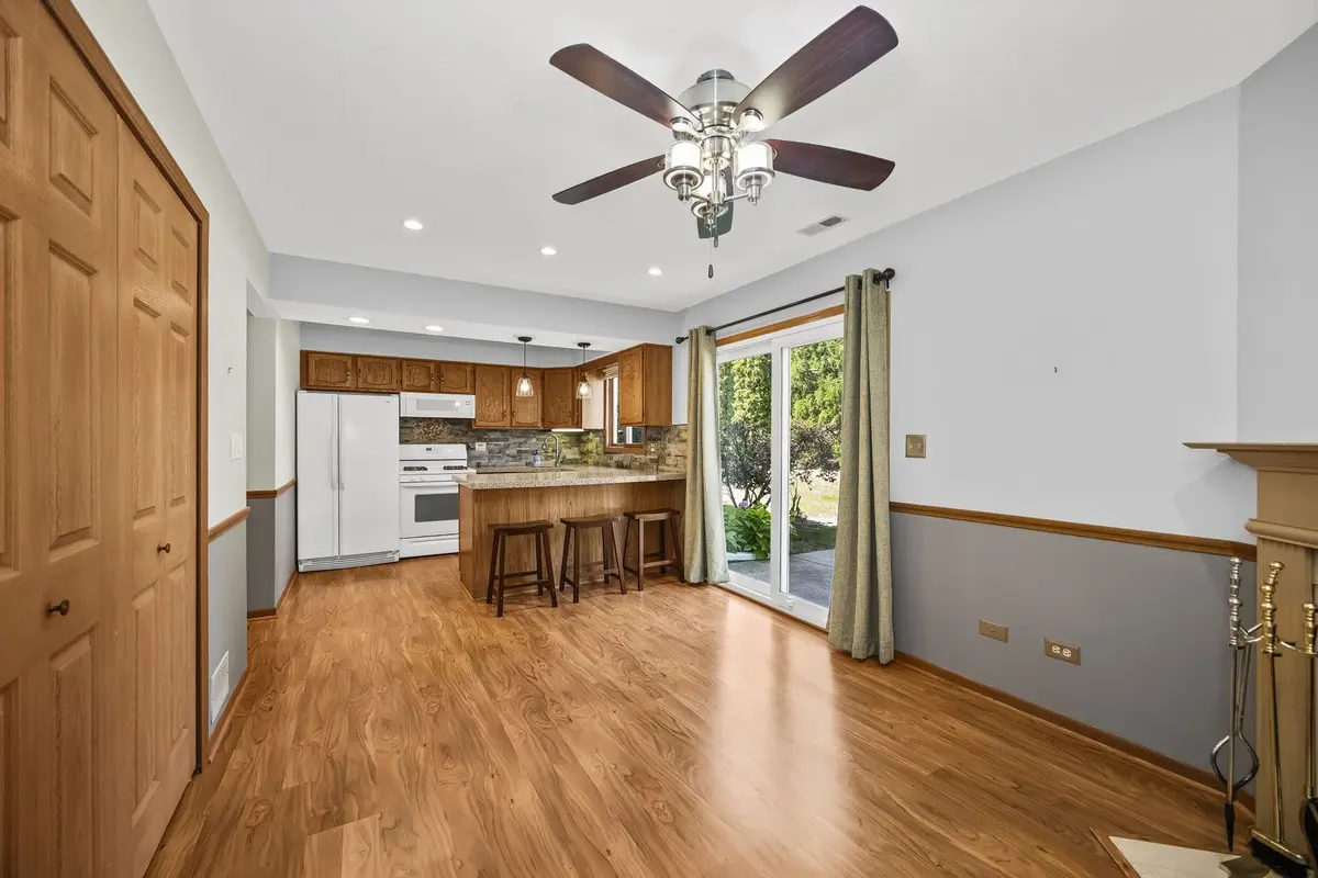 34015 White Oak Lane