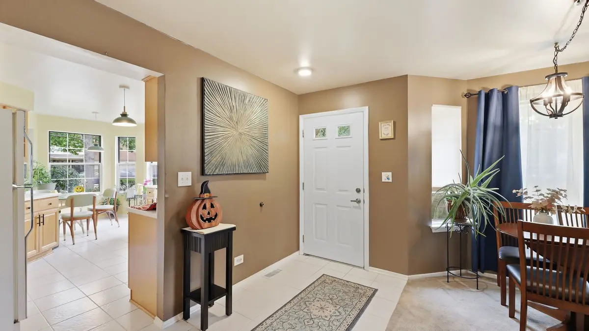 4420 Edinburg Lane
