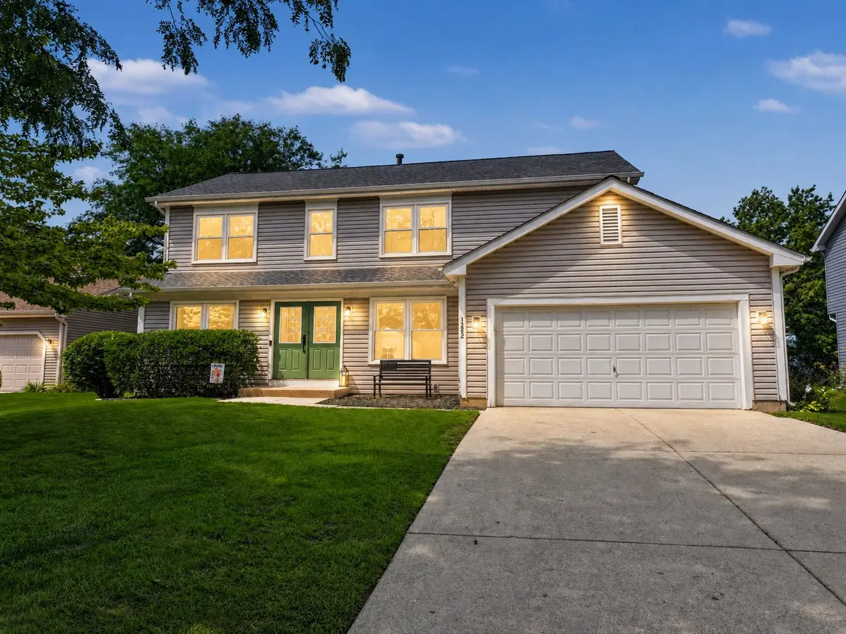 1262 Knollwood Circle
