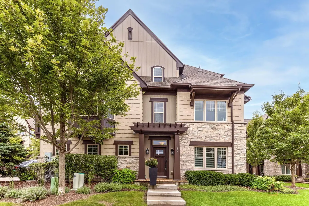 636 Parkside Court