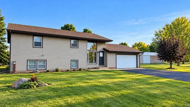 2347 N 45th Road