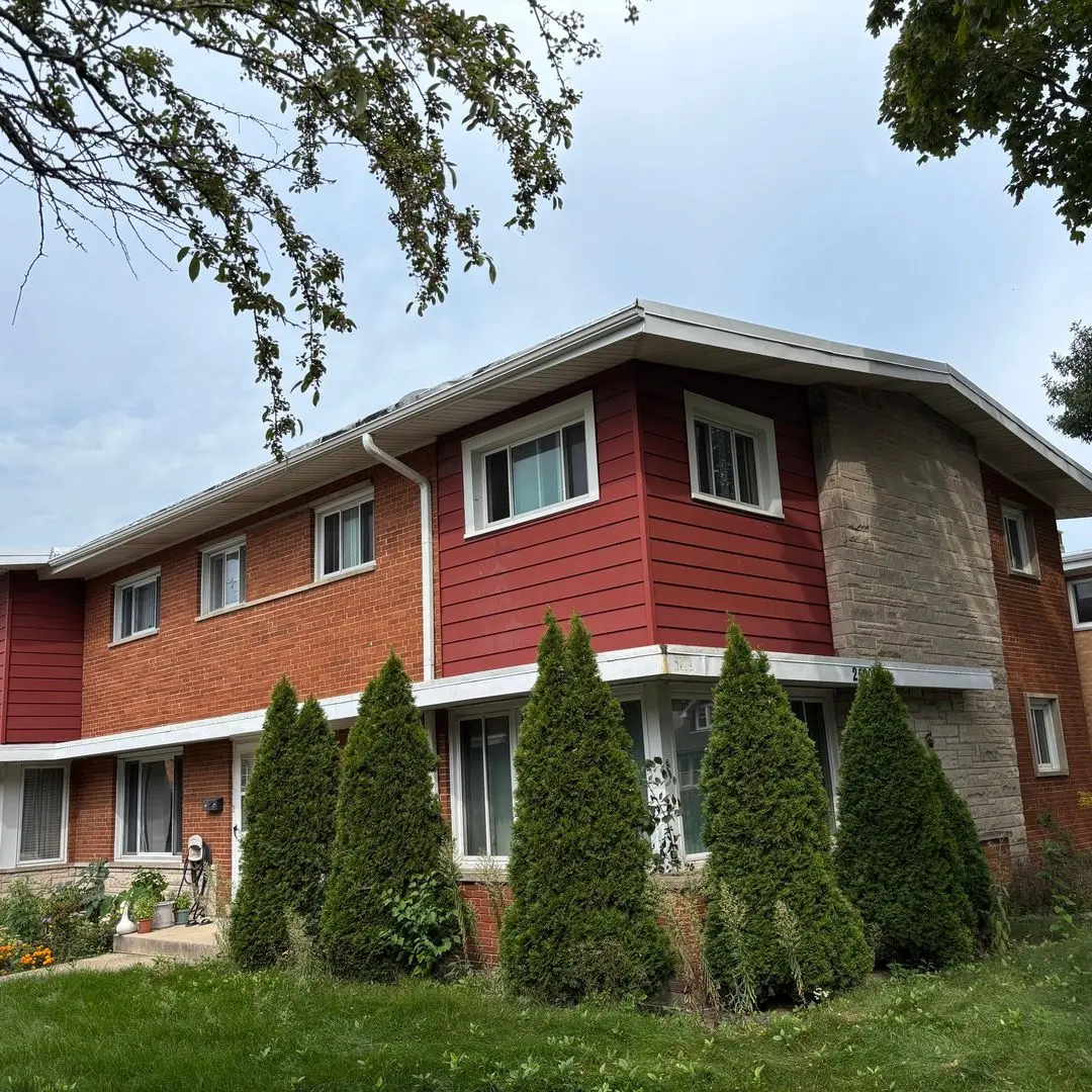 2500 W Birchwood Avenue