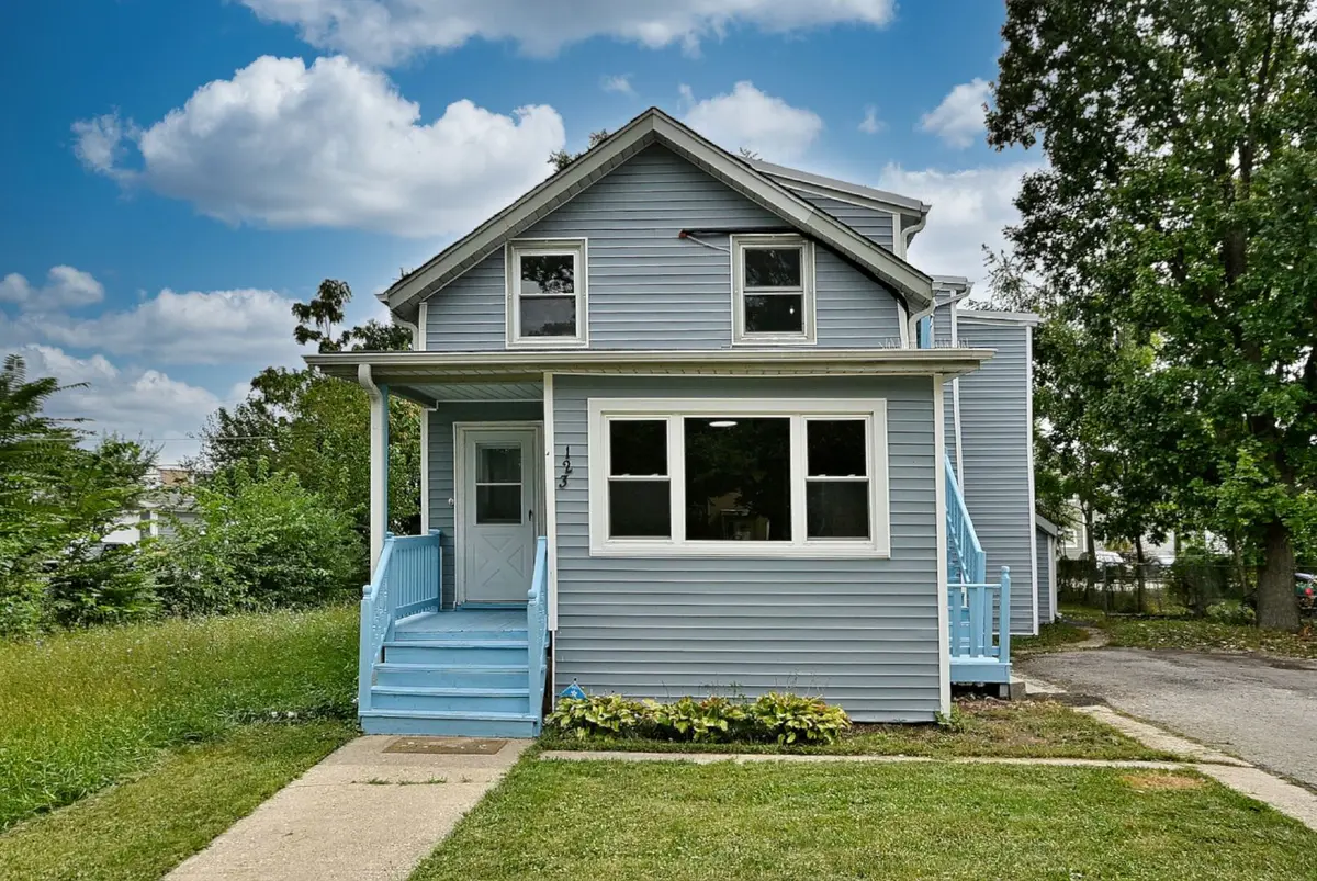 123 S 12th Avenue