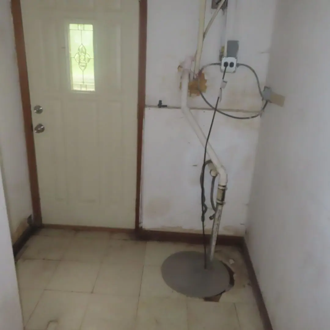 127 S Addison Road