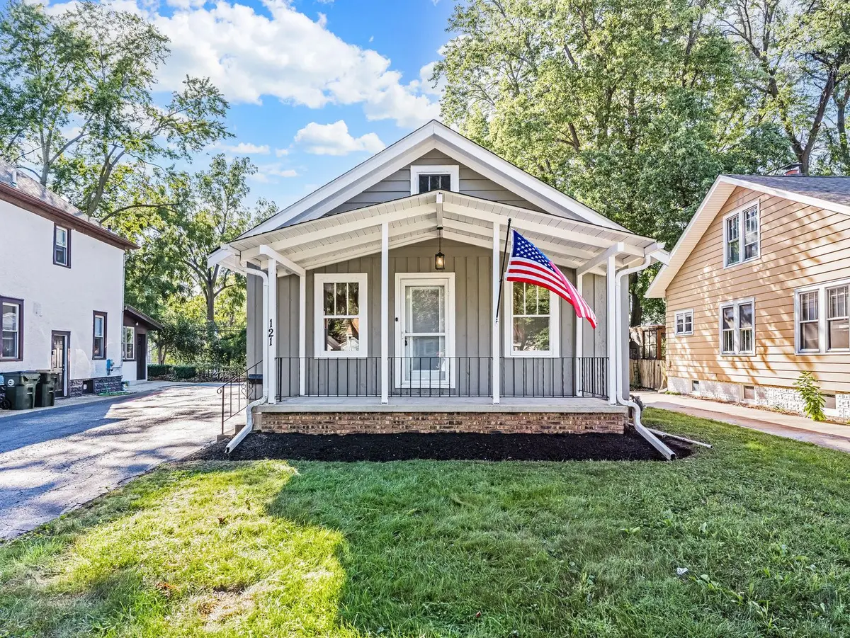 121 S Fordham Avenue