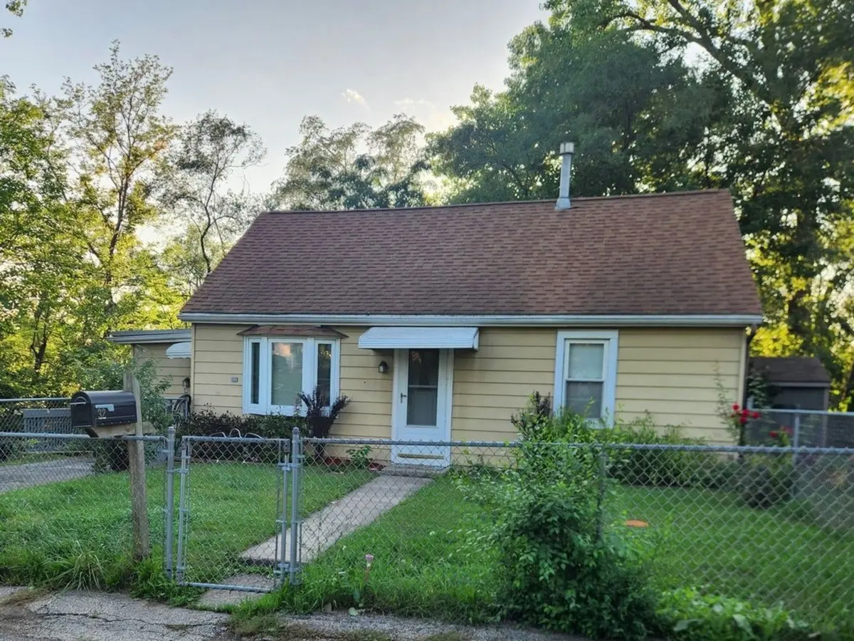 32 Arlington Lane