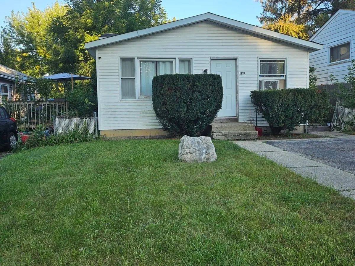 1219 Idlewild Drive