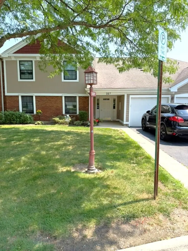 327 WILDBERRY Court
