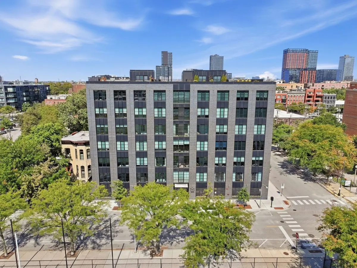 1400 W Monroe Street